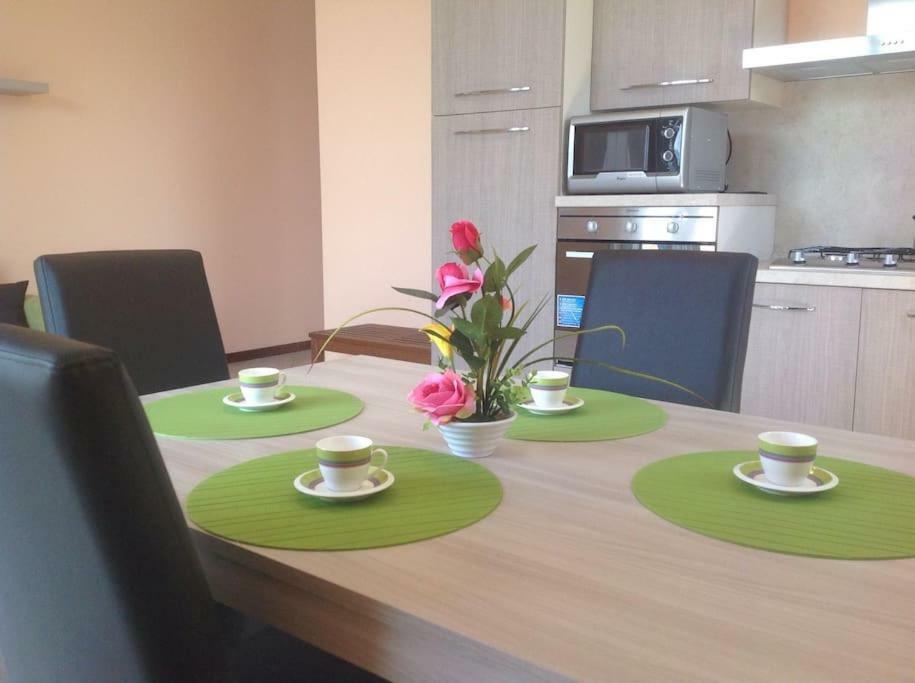 New Apartment Lake 10 Varenna Dış mekan fotoğraf